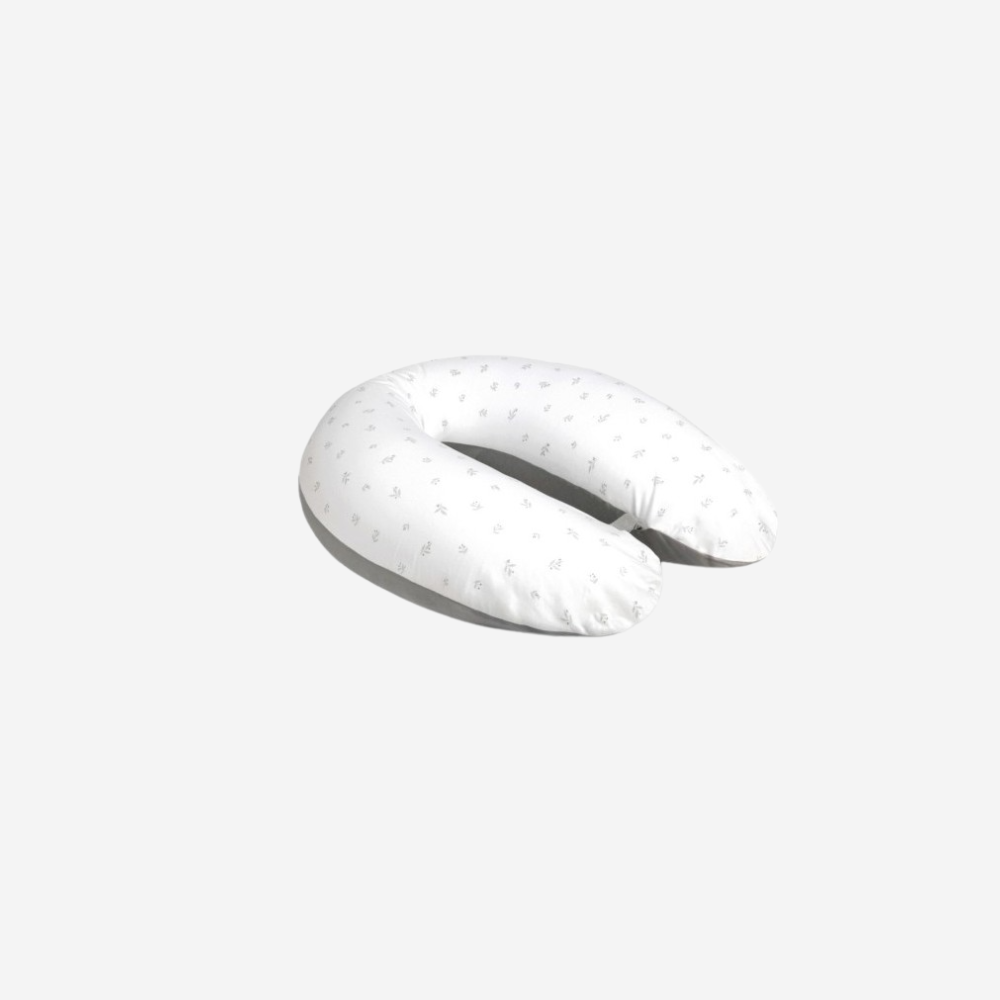 Alimenta a tu bebé con total comodidad gracias al cojín de brazo de Cambrass. Su diseño ergonómico permite sujetar al pequeño de forma sencilla durante la lactancia, proporcionando un apoyo suave (12)