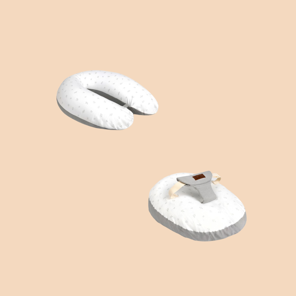 Alimenta a tu bebé con total comodidad gracias al cojín de brazo de Cambrass. Su diseño ergonómico permite sujetar al pequeño de forma sencilla durante la lactancia, proporcionando un apoyo suave (14)